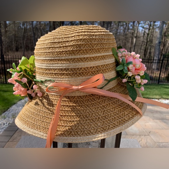 HAND CRAFTED Flower Crown - Picture 6 of 7